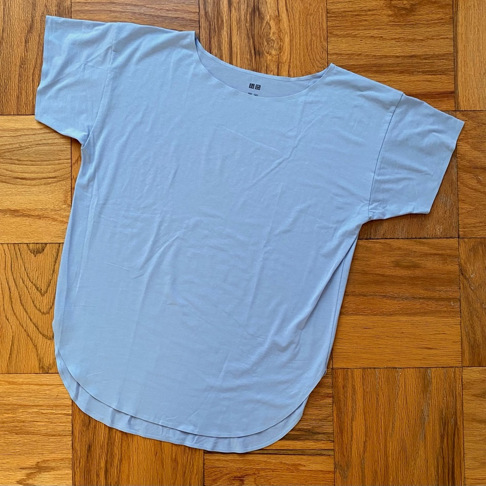Uniqlo Soft Blue Cooling Tee